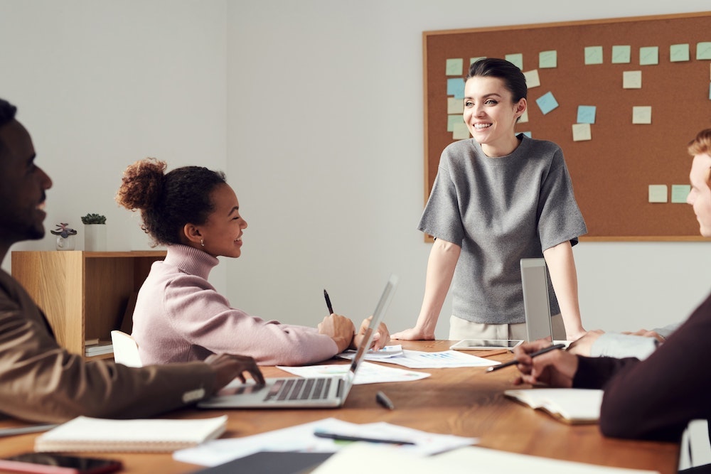 Collega's hebben overleg over retentiebeleid